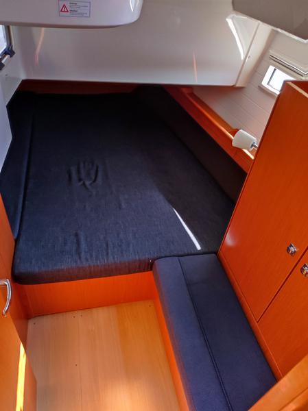 Book yachts online - sailboat - Bavaria Cruiser 41 - IOLI - rent