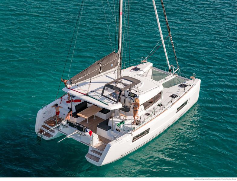 Book yachts online - catamaran - Lagoon 40 - Thor - rent