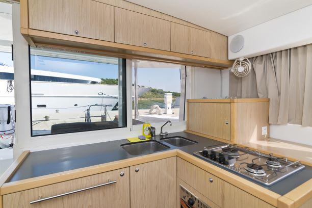 Book yachts online - catamaran - Lagoon 39 - Anegada - rent