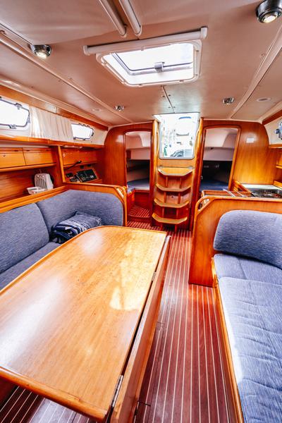 Book yachts online - sailboat - Bavaria 38 Cruiser - Marge - rent