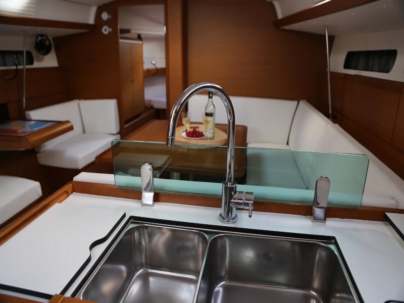 Book yachts online - sailboat - Sun Odyssey 419 - Kandur II  - rent