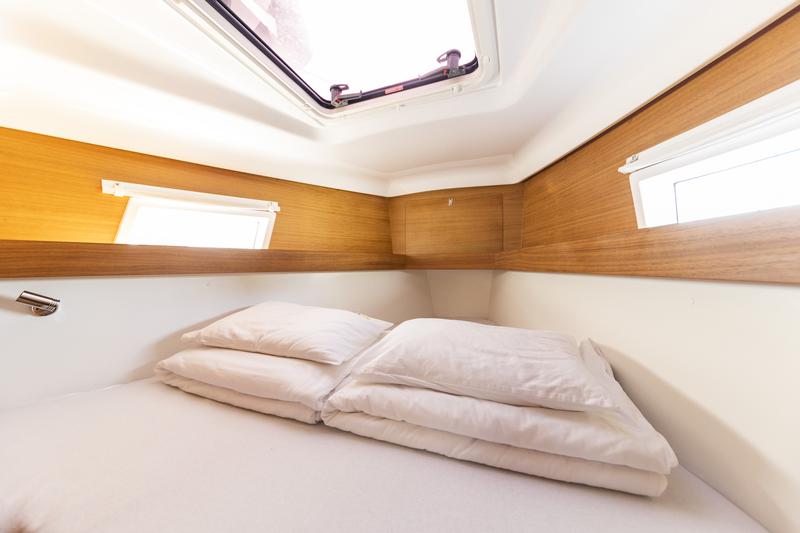 Book yachts online - sailboat - Elan Impression 45.1 2022 - Pasithea - rent