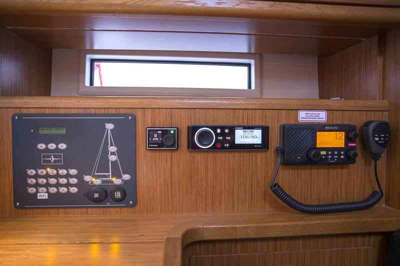 Book yachts online - sailboat - Bavaria Cruiser 41 - Instagram - rent