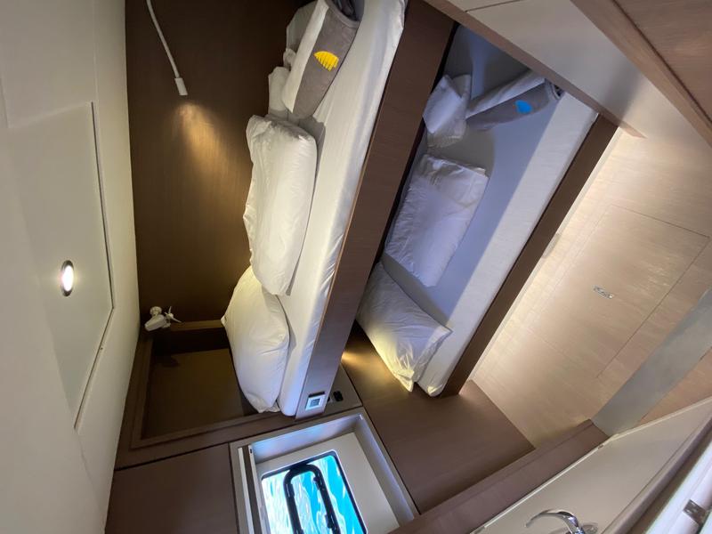 Book yachts online - catamaran - Bali 4.8 - BAŠA - rent