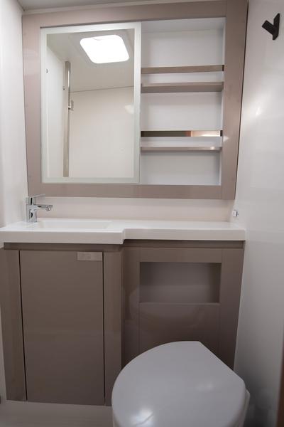 Book yachts online - catamaran - Fountaine Pajot Elba 45 - MALI HAVANA - rent