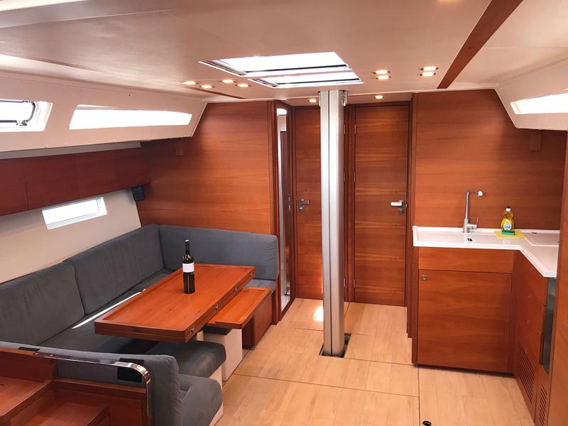 Book yachts online - sailboat - More 55 - LIA OF SWEDEN - rent