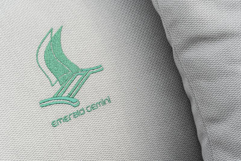 Book yachts online - catamaran - Lagoon 52 F owner version - EMERALD GEMINI - rent