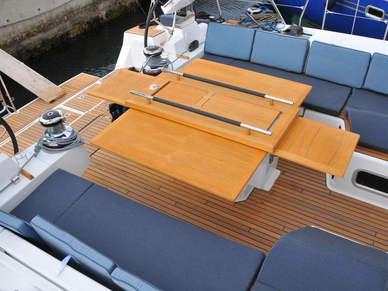 Book yachts online - sailboat - Beneteau Oceanis 55 - ANTIOPA - rent