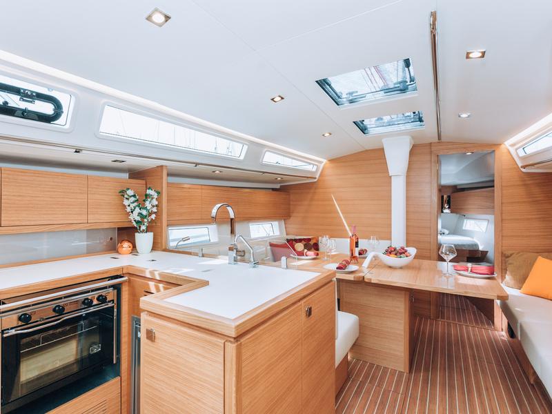 Book yachts online - sailboat - Salona 46 - DEMETRA - rent