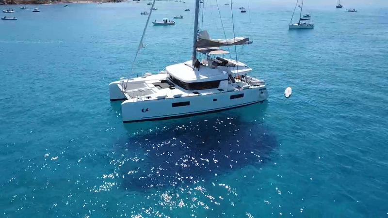 Book yachts online - catamaran - Lagoon 52F - Cala Luna  - rent