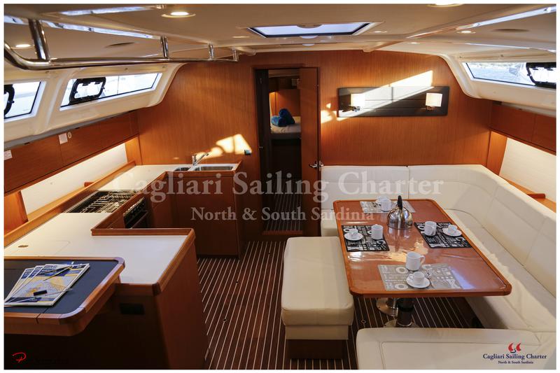 Book yachts online - sailboat - Bavaria  Cruiser 51 - Liscia Ruja - rent