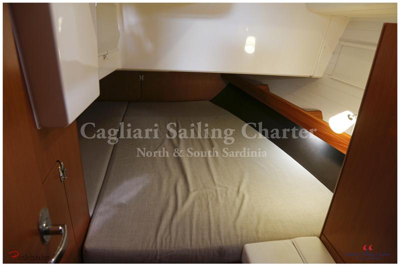 Book yachts online - sailboat - Bavaria Cruiser 41 - Montecenz - rent