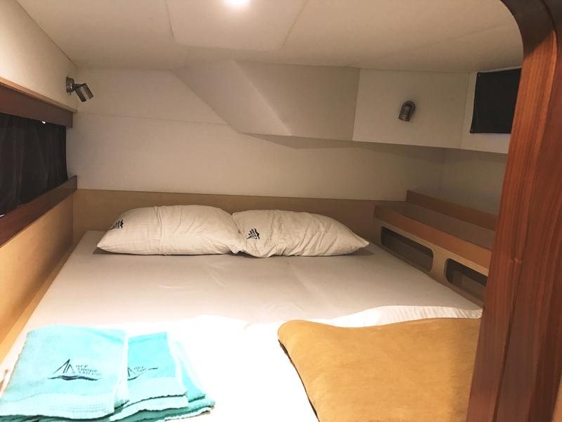 Book yachts online - catamaran - Catana 47 Carbon - Xenia II - rent