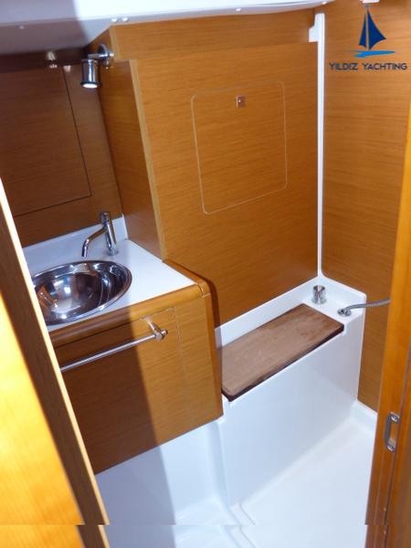 Book yachts online - sailboat - Sun Odyssey 439 - Dorothy May - rent