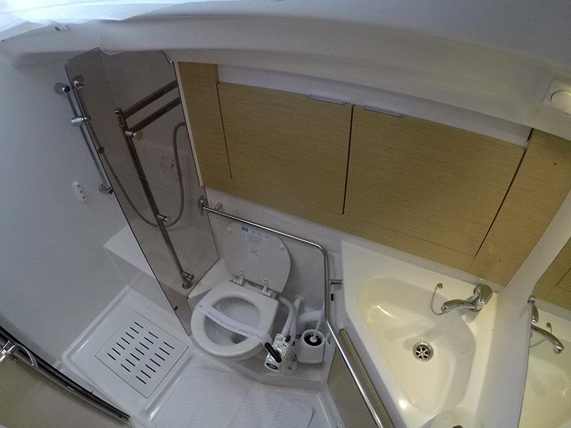 Book yachts online - sailboat - Elan 444 Impression - Marta X - rent