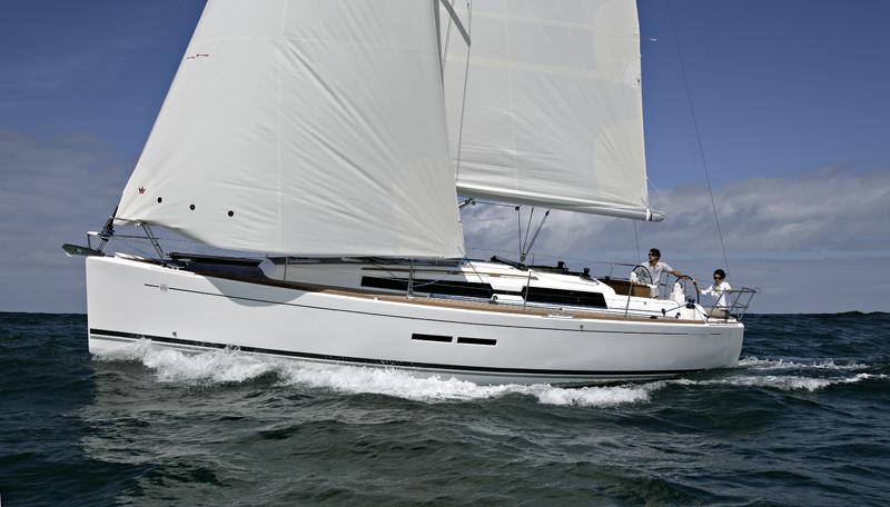 Book yachts online - sailboat - Dufour 375 GL - China girl - rent