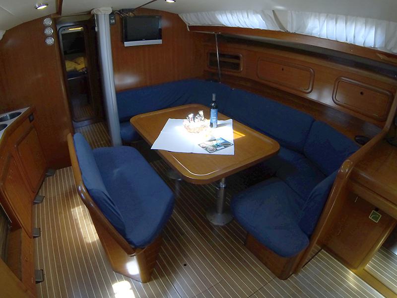 Book yachts online - sailboat - Grand Soleil 46.3 - Anatela - rent