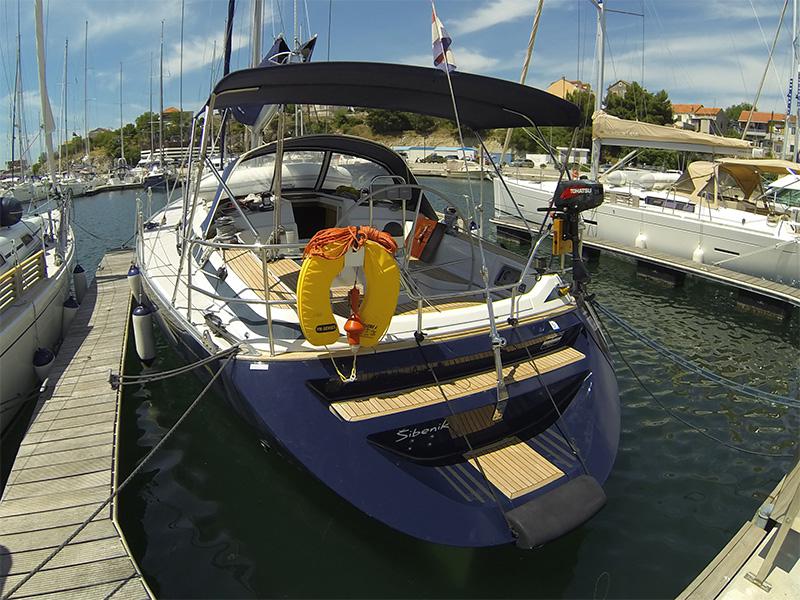 Book yachts online - sailboat - Grand Soleil 46.3 - Anatela - rent