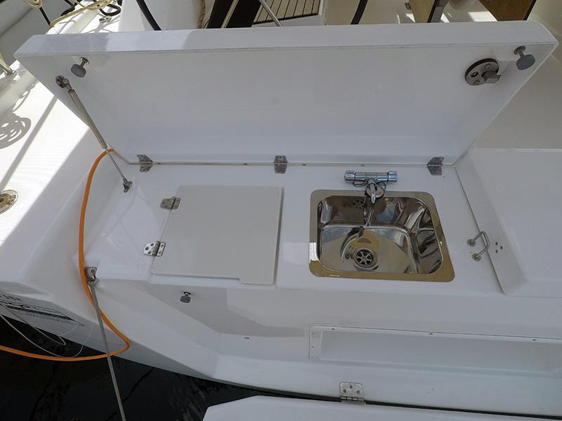 Book yachts online - sailboat - Dufour 430 GL - Magdalena - rent