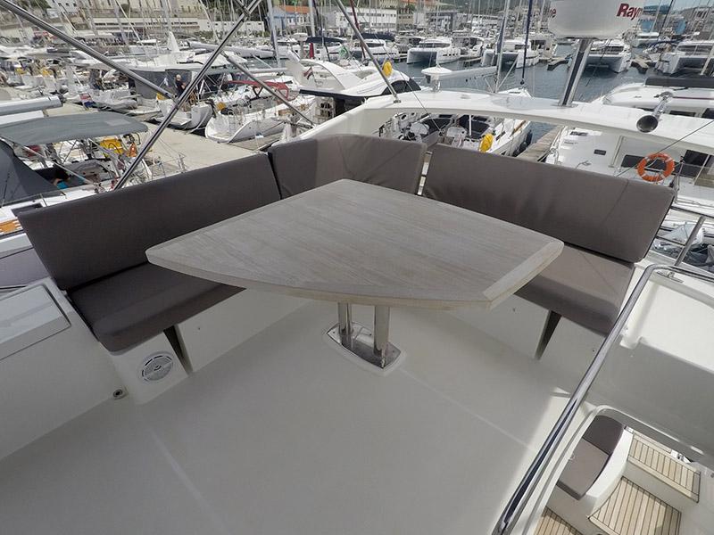 Book yachts online - motorboat - Prestige 500 Fly - Serendipity I - rent