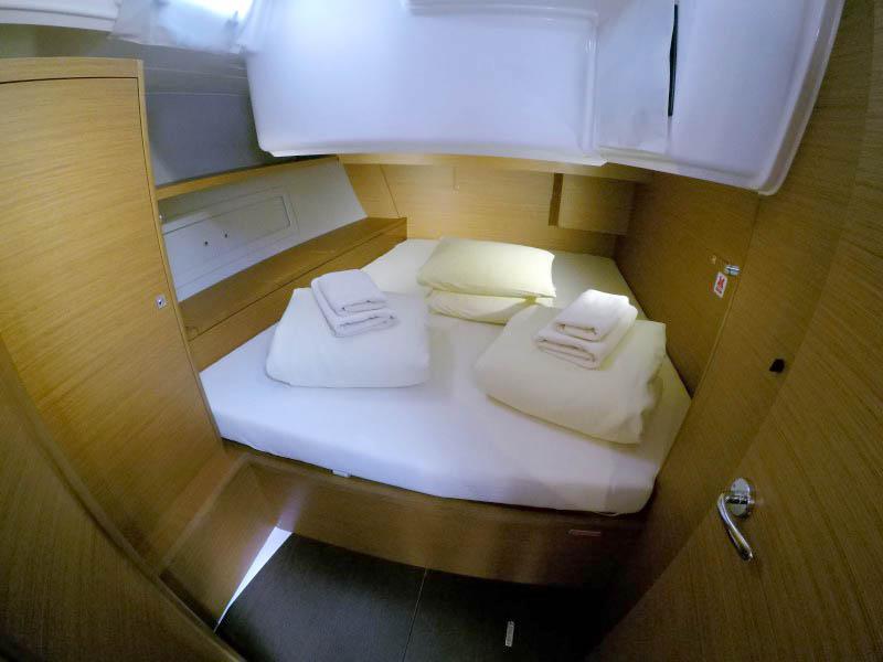 Book yachts online - sailboat - Dufour 470 GL - Alibaba - rent