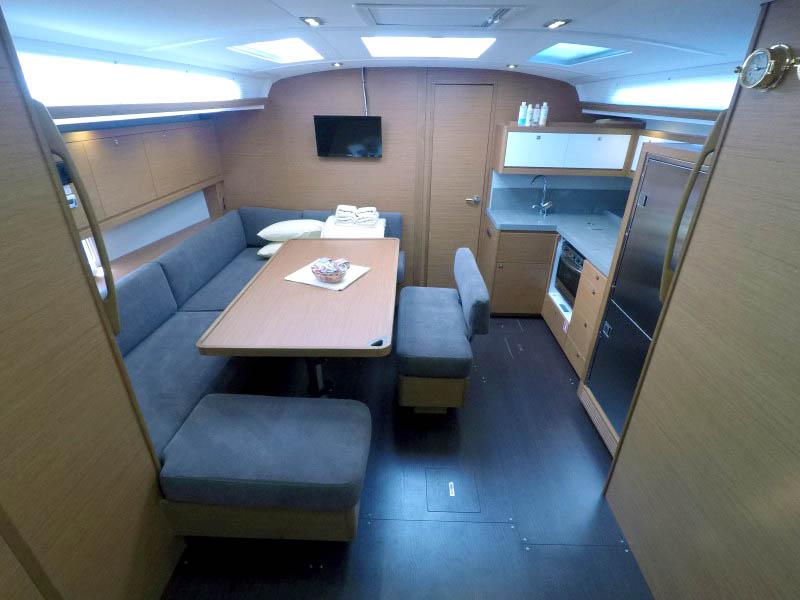 Book yachts online - sailboat - Dufour 470 GL - Alibaba - rent