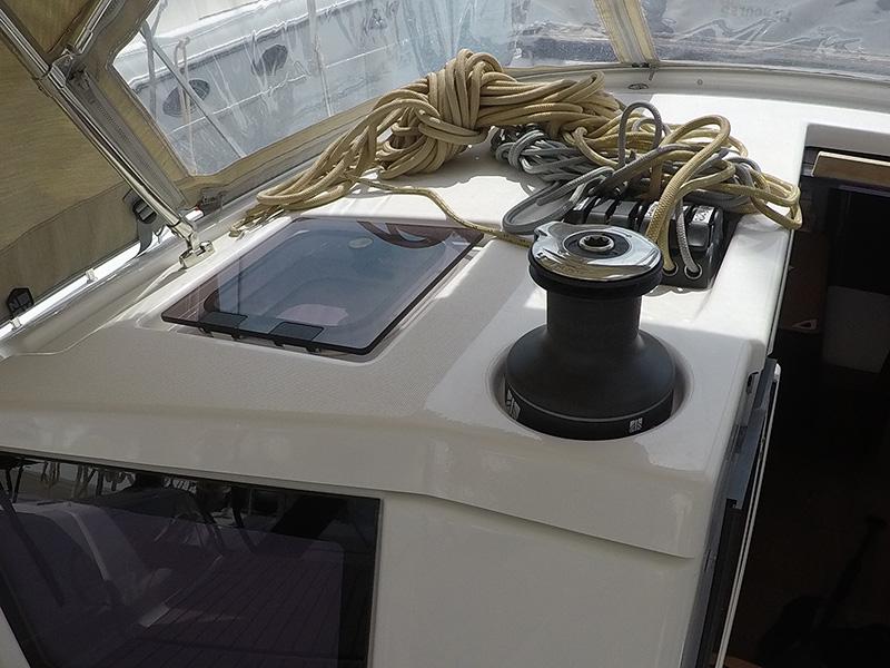 Book yachts online - sailboat - Dufour 430 GL - FREYA - rent