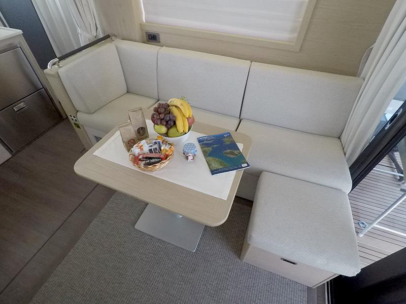 Book yachts online - motorboat - Beneteau S. Trawler 47 - Ocean dreamer - rent