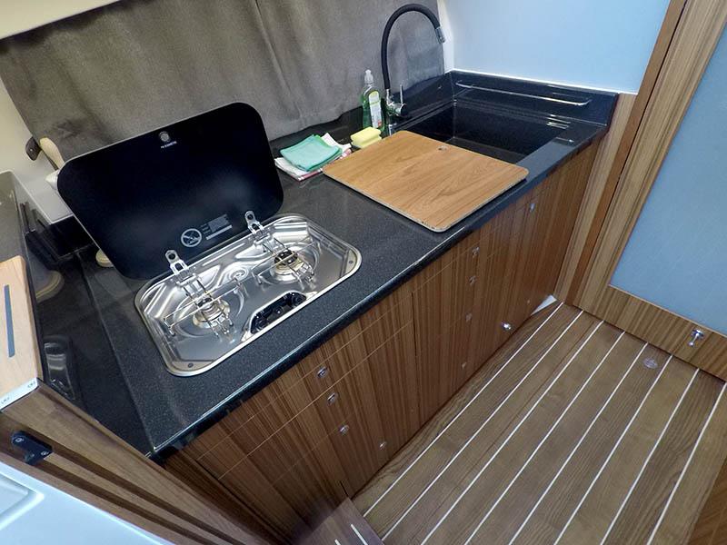 Book yachts online - motorboat - Marex 310 Sun Cruiser - 7 Happy Days - rent
