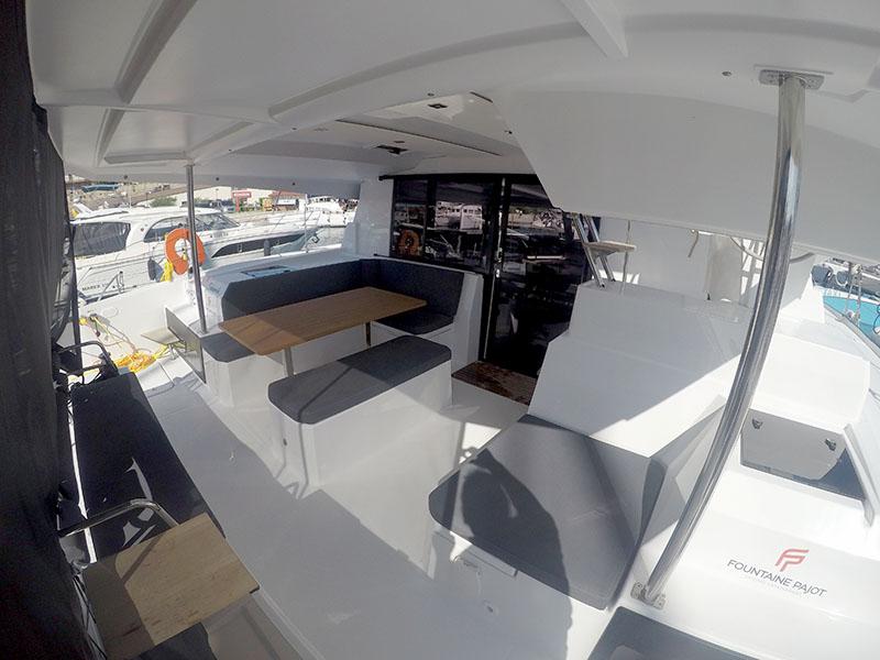 Book yachts online - catamaran - Fountaine Pajot Astréa 42 - Imagine - rent