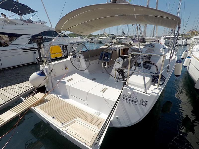 Book yachts online - sailboat - Hanse 445 - Maja III - rent
