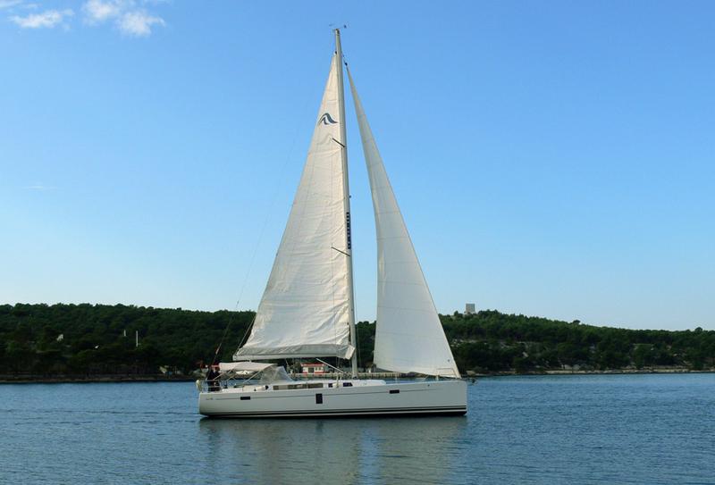 Book yachts online - sailboat - Hanse 445 - Maja III - rent