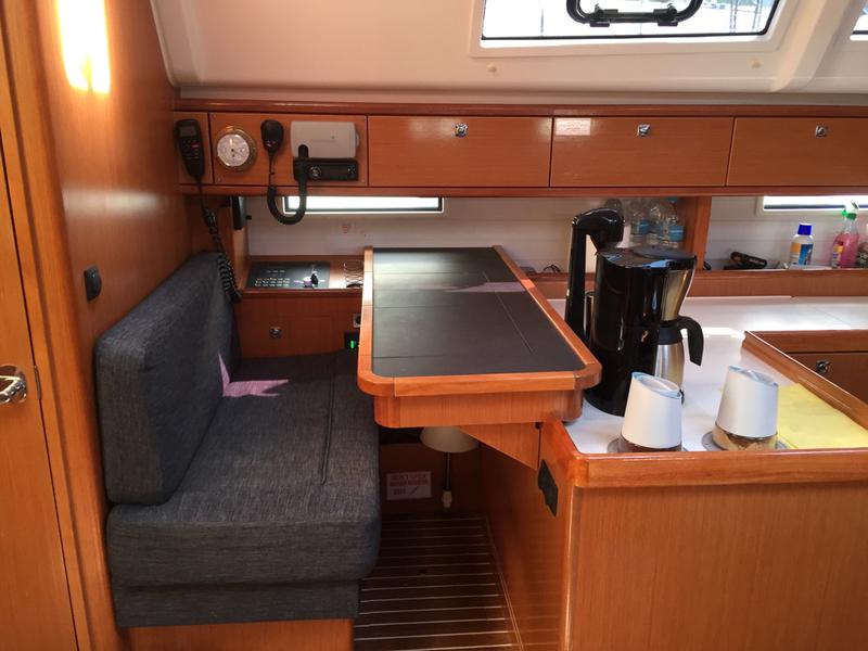 Book yachts online - sailboat - Bavaria 51 Cruiser - BAVARIA 51 CRUISER (2016) - SKI - rent