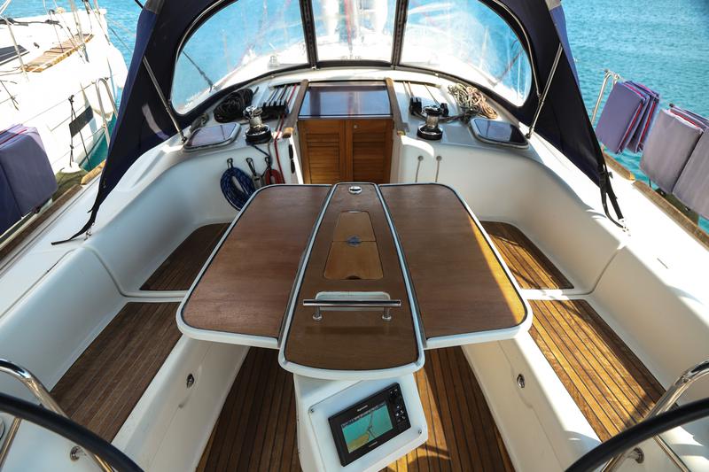 Book yachts online - sailboat - Oceanis 43 - MOJITO - rent