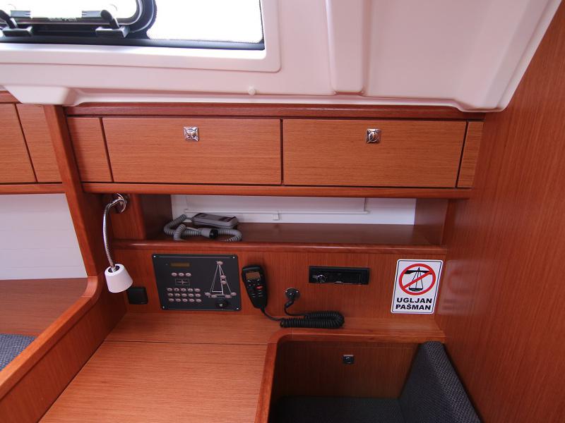 Book yachts online - sailboat - BAVARIA C 41 BT - FEDERICA - rent