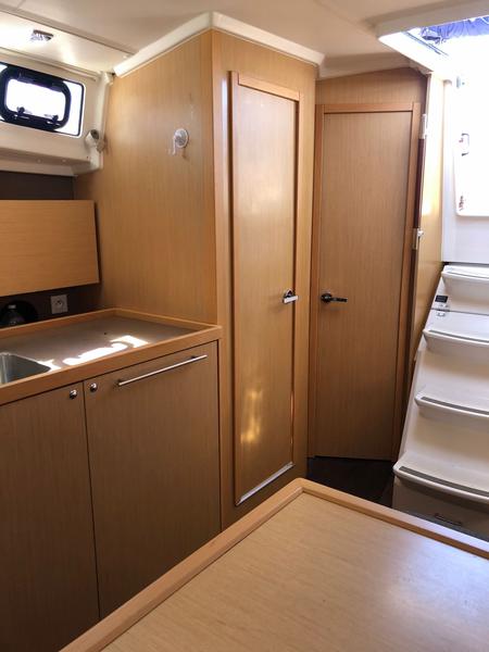 Book yachts online - sailboat - Oceanis 38 - Amaral - rent