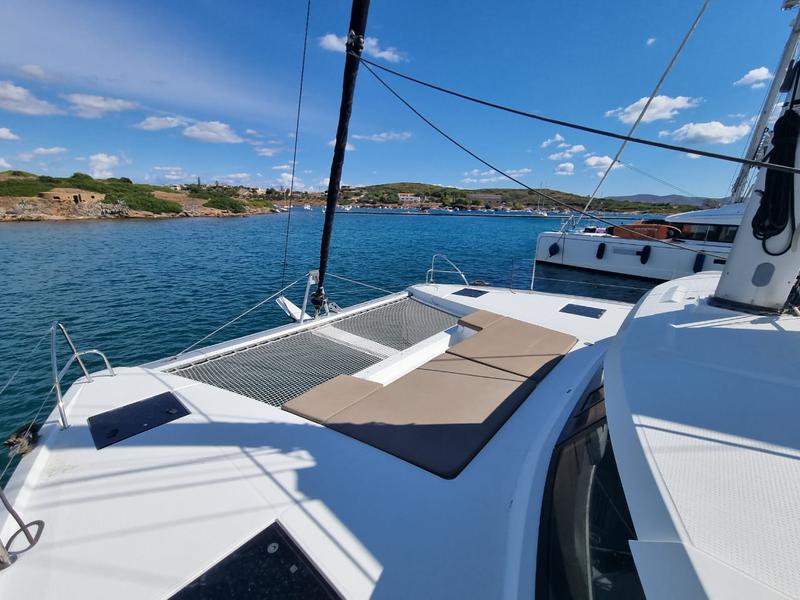 Book yachts online - catamaran - Astréa 42 - Princess Kiara - rent