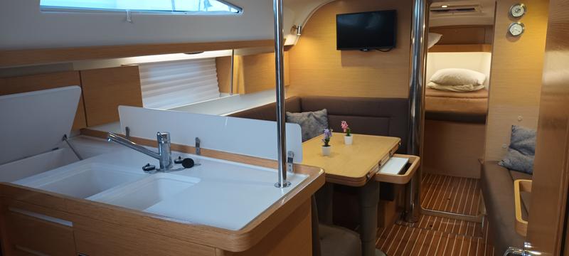 Book yachts online - sailboat - Elan 40 Impression - ALLEGRO - rent