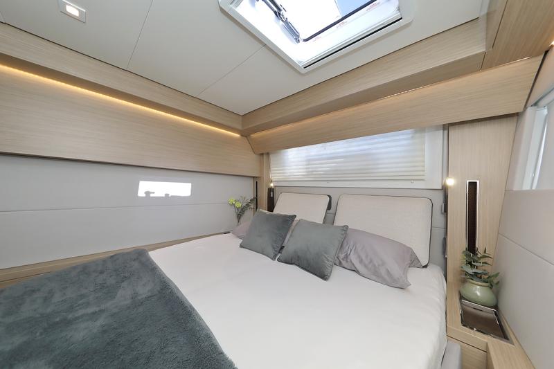 Book yachts online - catamaran - Lagoon 51 - owner version - SERENDIPITY - rent