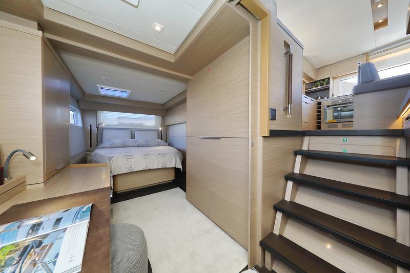 Book yachts online - catamaran - Lagoon 51 - owner version - SERENDIPITY - rent