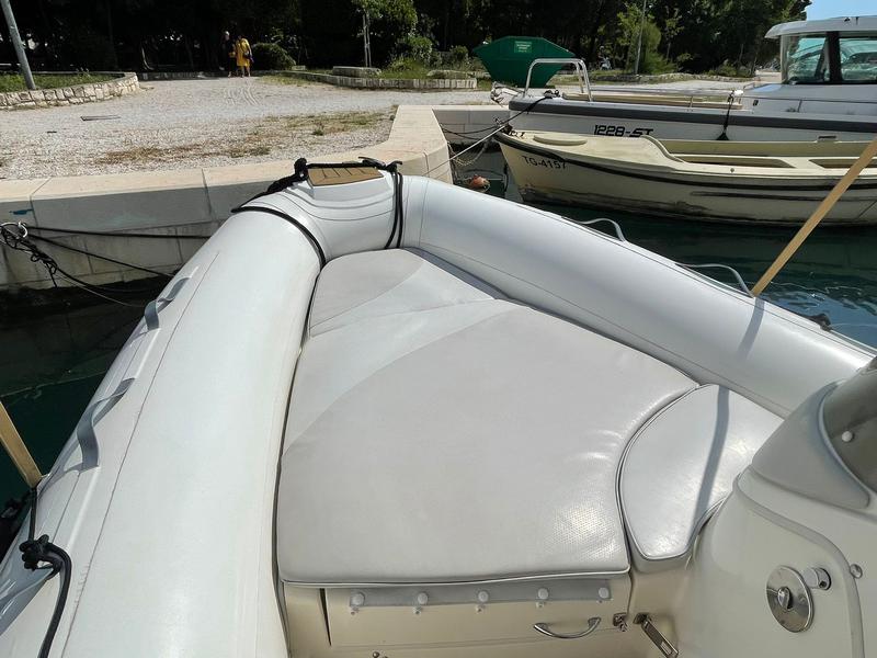Book yachts online - motorboat - Jokerboat Wide 520 - no name - rent