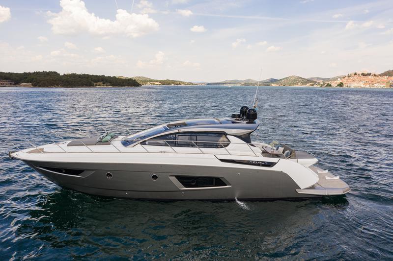 Book yachts online - motorboat - Azimut Atlantis 50 HT - Fellow III - rent