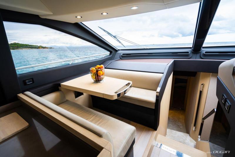 Book yachts online - motorboat - Azimut 72 Fly - Mineira - rent