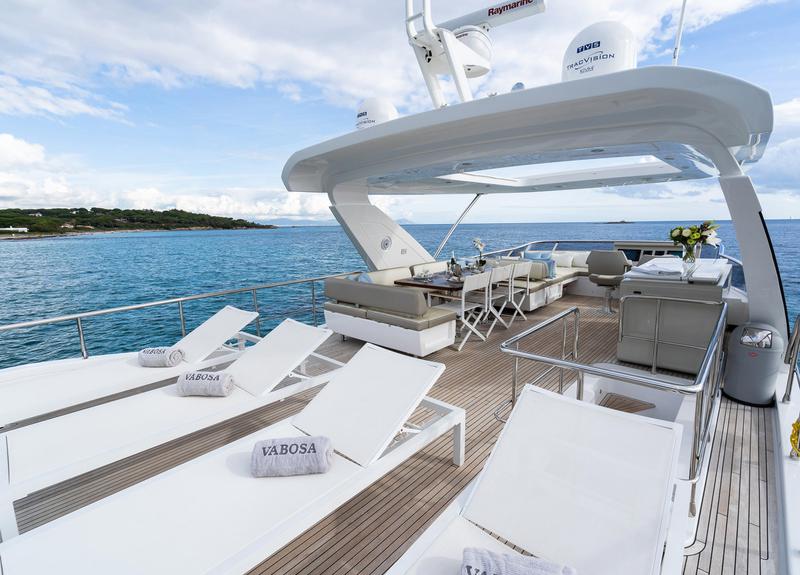 Book yachts online - motorboat - Azimut 72 Fly - Mineira - rent