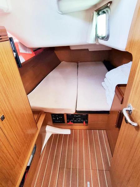Book yachts online - sailboat - Sun Odyssey 42 i - Sea Nest - rent