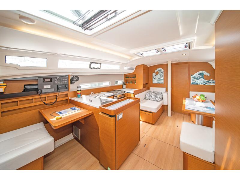 Book yachts online - sailboat - Sun Odyssey 410 - GEVA X - rent