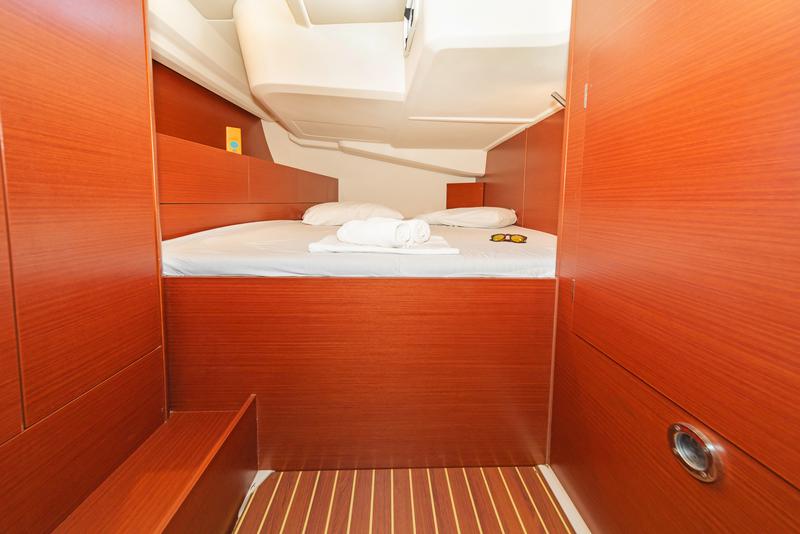 Book yachts online - sailboat - Hanse 508 - BIG BLUE - rent