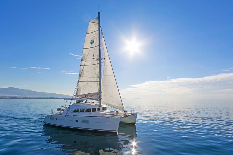 Book yachts online - catamaran - Lagoon 380 S2 - Cataki - rent