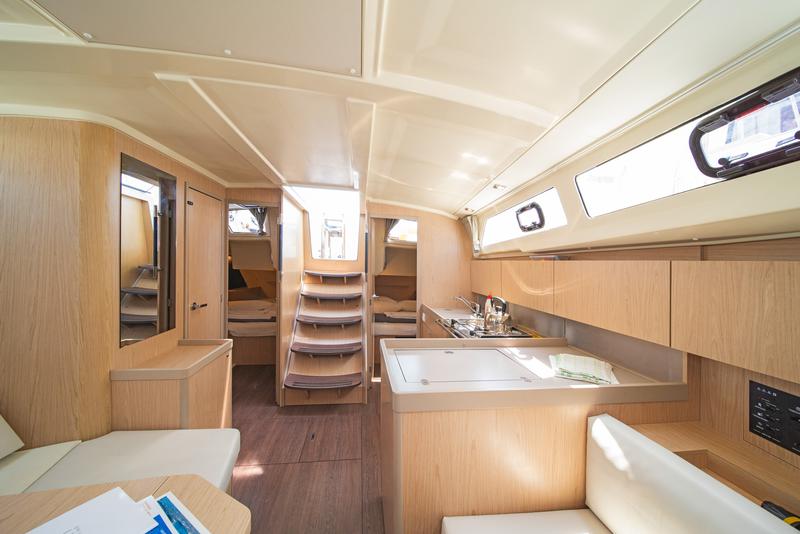 Book yachts online - sailboat - Oceanis 41.1 - LUX - rent