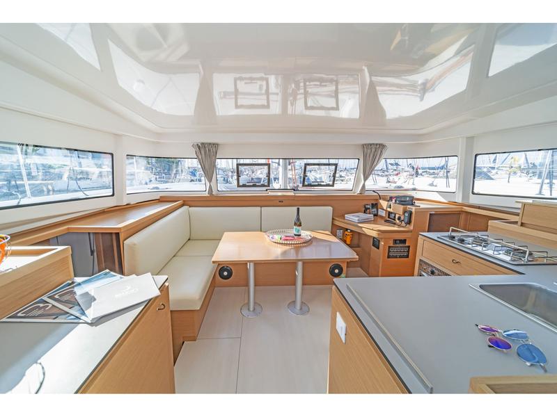 Book yachts online - catamaran - Excess 11 - OKIROI - rent